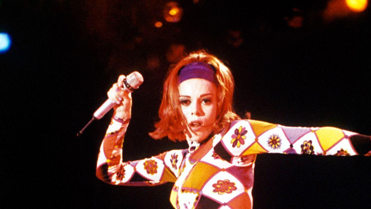 Pourquoi les années 90 reviennent-elles dans la culture queer ?